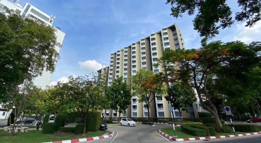 Dluxx Thammasat Ξενοδοχείο Pathum Thani Εξωτερικό φωτογραφία